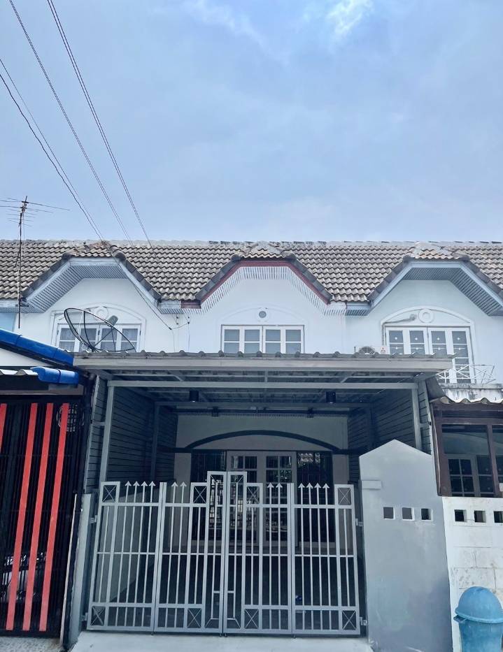 For SaleTownhomeNonthaburi, Bang Yai, Bangbuathong : S-THMLD101 Townhouse for sale, Monwadi Village, Wat Lat Pla Duk Road, 2 floors, 16 sq m, usable area 64 sq m, 2 bedrooms, 2 bathrooms, 1.5 million, 064-959-8900