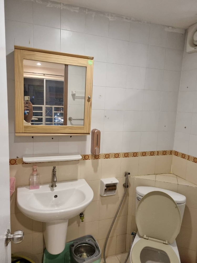 ขายคอนโดโชคชัย4 ลาดพร้าว71 : S-AKLP102 ขาย คอนโด อัสสกาญจน์ เพลส ลาดพร้าว 85 ชั้น8 วิวเมือง 49.35ตรม. 1นอน 1น้ำ 2.88 ล้าน 064-959-8900