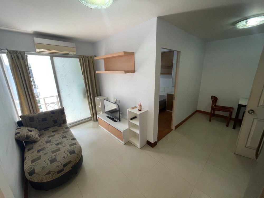 For RentCondoChokchai 4, Ladprao 71, Ladprao 48, : Askan until Place Condo Ladprao 85 Room size 39 sqm. 2 bedrooms. Rent 13500/Mut the central fee.