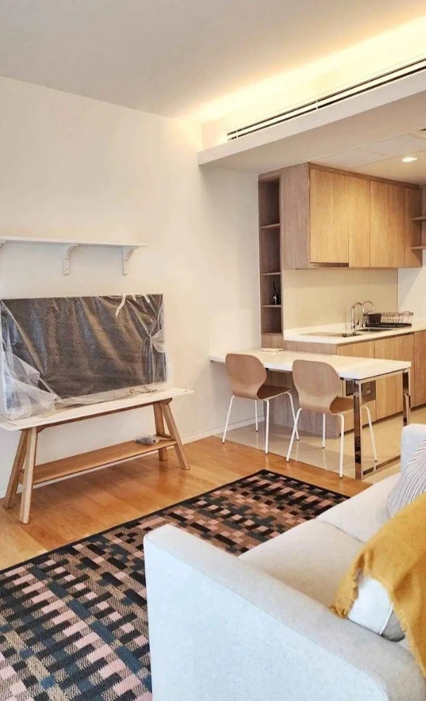 ขายคอนโดพระราม 9 เพชรบุรีตัดใหม่ RCA : S-CLPY106 ขาย คอนโด เซอร์เคิล ลิฟวิ่ง โปรโตไทป์ ชั้น6 วิวเมือง 46.98ตรม. 1นอน 1น้ำ 6.2 ล้าน 064-959-8900