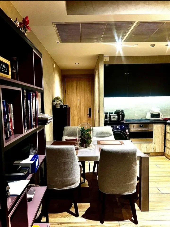 ขายคอนโดสุขุมวิท อโศก ทองหล่อ : S-TLAS105 ขาย คอนโด เดอะ ลอฟท์ อโศก ชั้น21 ทิศตะวันออก วิวเมือง 85.40ตรม. 2นอน 2น้ำ 19.5 ล้าน 064-959-8900