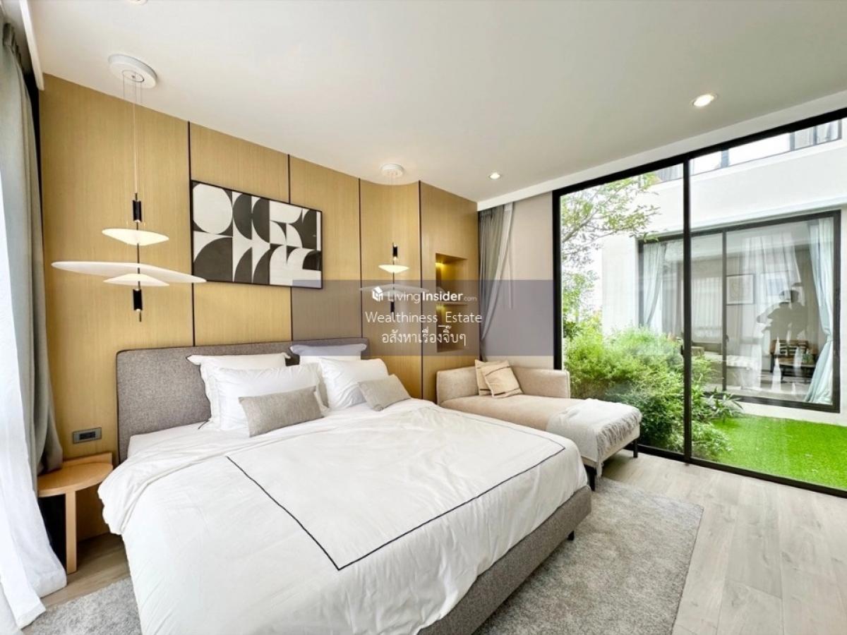 For SaleHousePattanakan, Srinakarin : Areie Srinakarin, Krungthep Kreetha, price 18.9 million, size 313 sq m, 4 bedrooms, make an appointment to view 0808144488