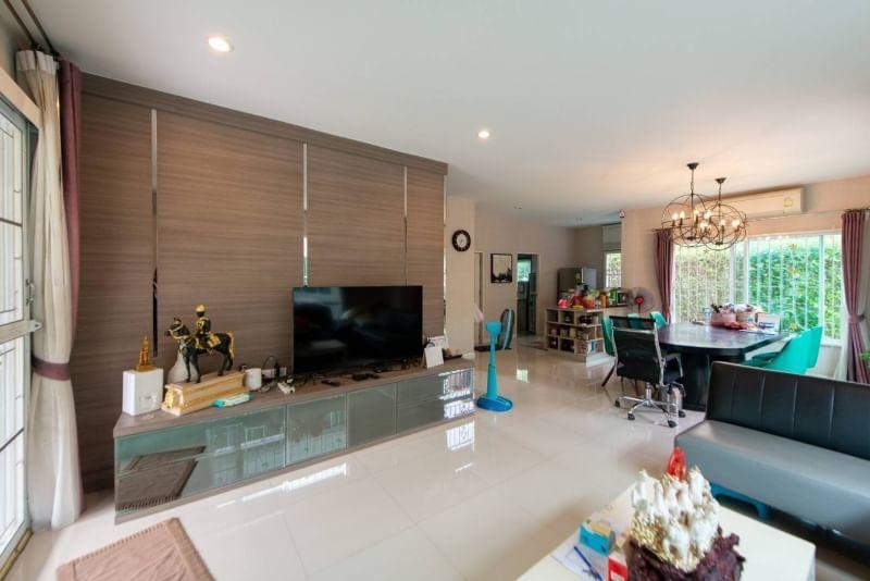 ขายบ้านเอกชัย บางบอน : S-BCCG101 ขาย บ้านเดี่ยว ชวนชื่นแกรนด์ เอกชัย บางบอน ขนาด 100ตร.ว. 2ชั้น พื้นที่ใช้สอย 222ตร.ม. 4นอน 4น้ำ  9.4ล้าน 064-959-8900