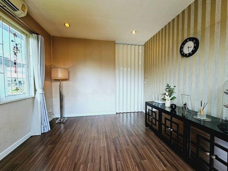 ขายบ้านเอกชัย บางบอน : S-BCCG101 ขาย บ้านเดี่ยว ชวนชื่นแกรนด์ เอกชัย บางบอน ขนาด 100ตร.ว. 2ชั้น พื้นที่ใช้สอย 222ตร.ม. 4นอน 4น้ำ  9.4ล้าน 064-959-8900