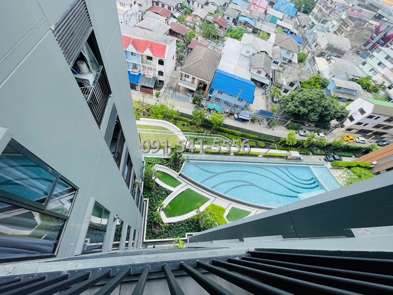 ขายคอนโดท่าพระ ตลาดพลู วุฒากาศ : ขายคอนโด The Privacy Thaphra Interchange 23.09 ตรม ชั้น 11 เฟอร์นิเจอร์ครบชุด วิวสวยเห็นสระน้ำและรถไฟฟ้า