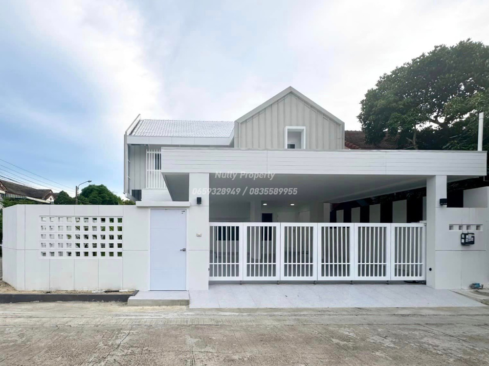 ขายบ้านบางนา แบริ่ง ลาซาล : บ้านเดี่ยวสุขุมวิท 107 ตกแต่งใหม่โทนขาว คลาสสิก มีเสน่ห์ หลังมุม อยู่ในซอยแบริ่ง ใกล้รถไฟฟ้า 7 นาที