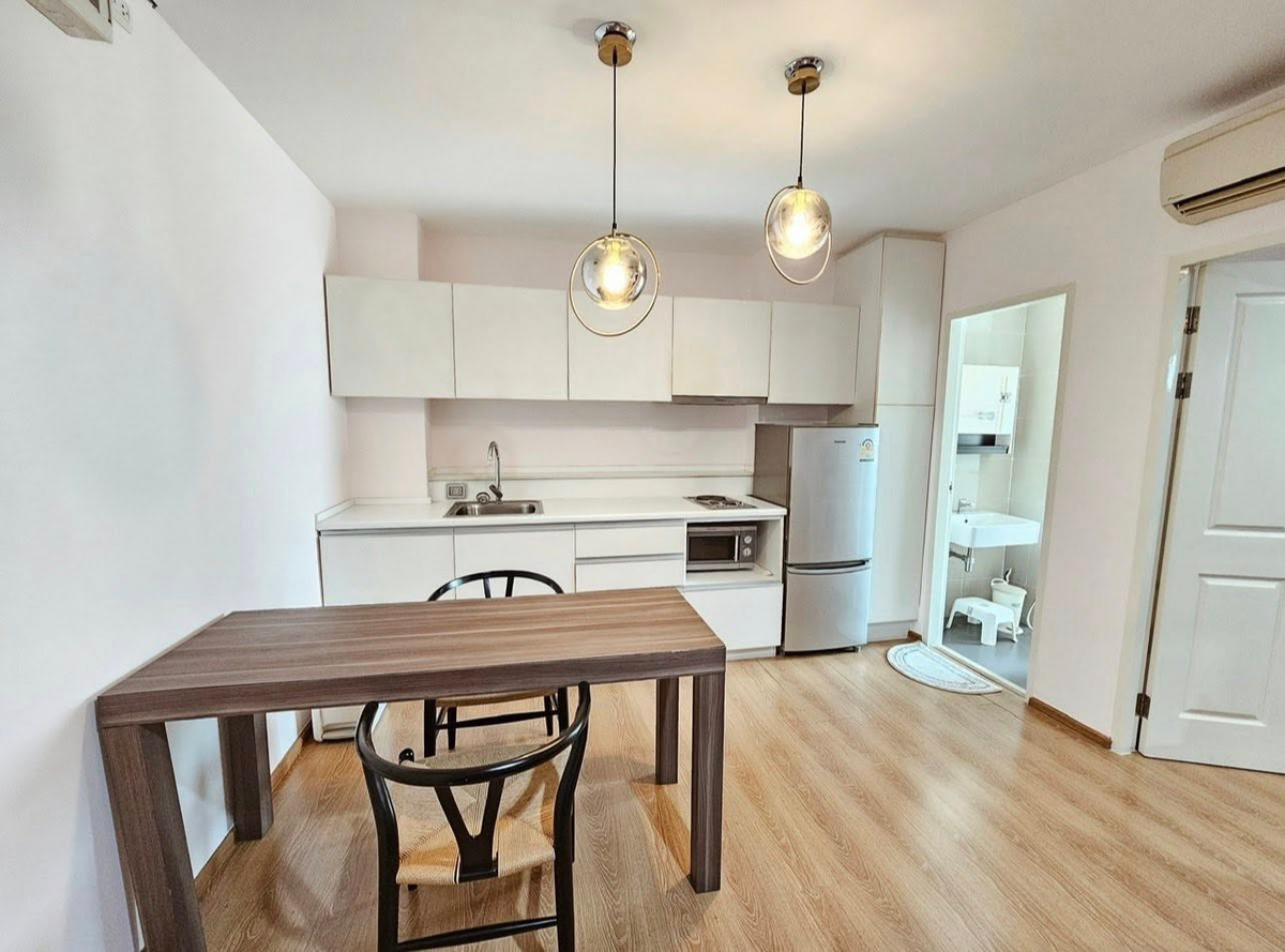 ให้เช่าคอนโดลาดพร้าว เซ็นทรัลลาดพร้าว : ห้องปล่อยเช่าไวมาก Sym Vibha - Ladprao สนใจติดต่อ Line : 0889656914 รีบทักเลย