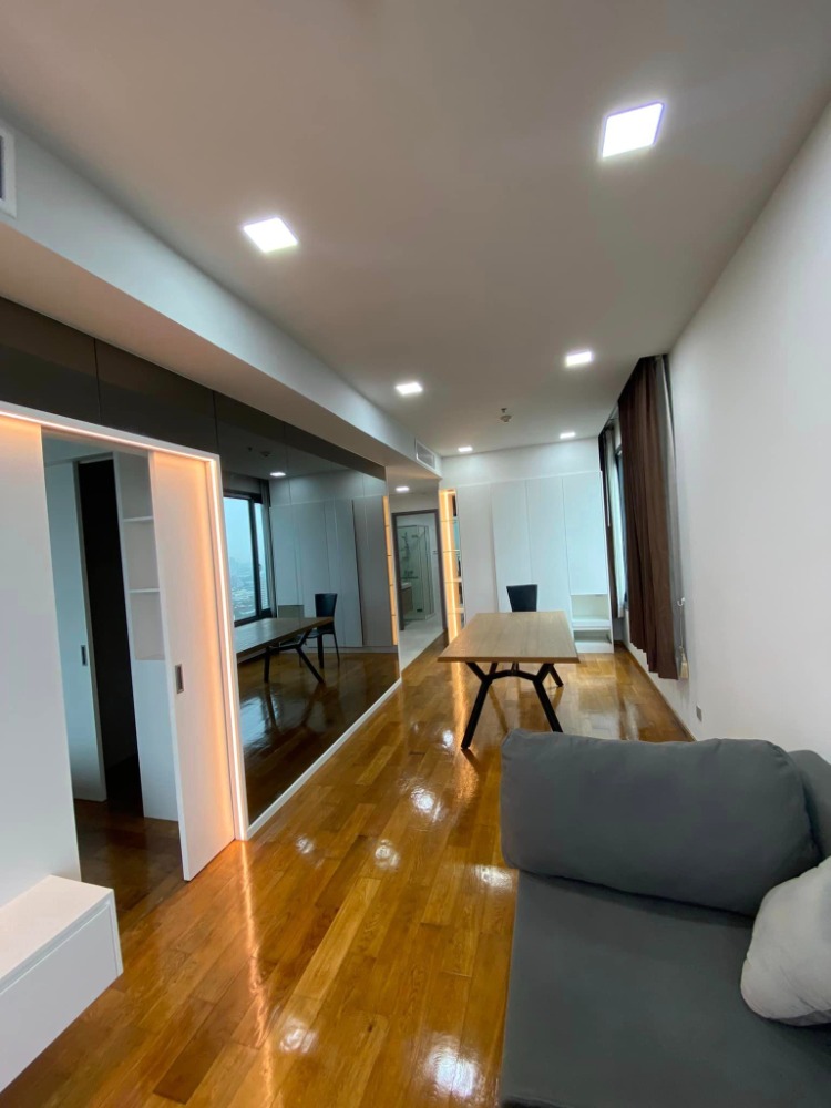 ขายคอนโดสุขุมวิท อโศก ทองหล่อ : Keyne by Sansiri - High Floor 2 Beds Condo for Sale!