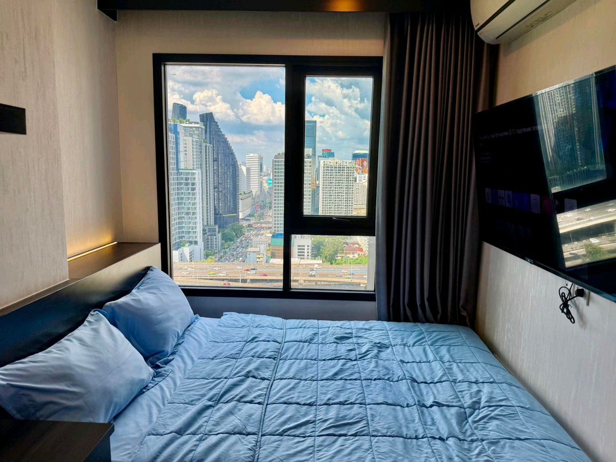 For RentCondoRama9, Petchburi, RCA : *Owner Post* 2-Bedroom for Rent near Airport Link & Underground Train