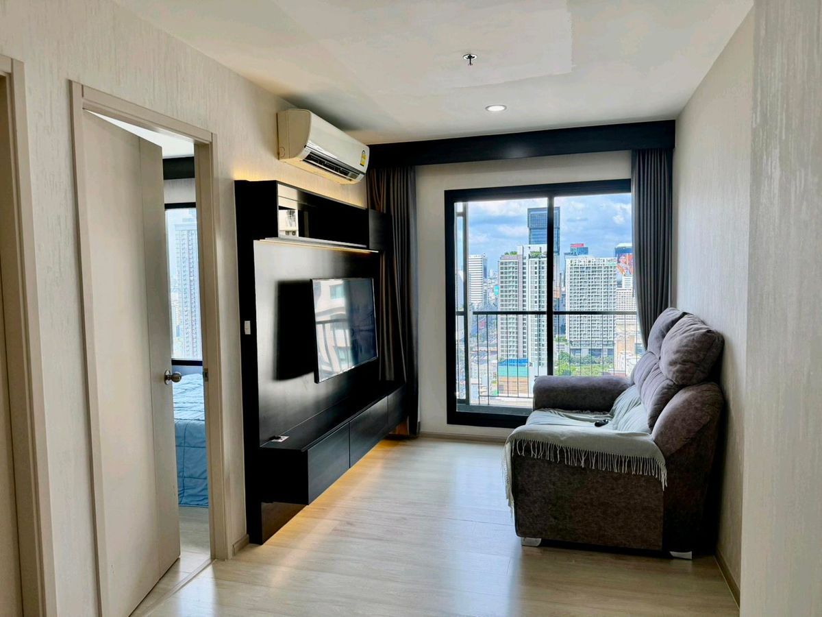 *Owner Post* 2-Bedroom for Rent near Airport Link & Underground Train Loading...