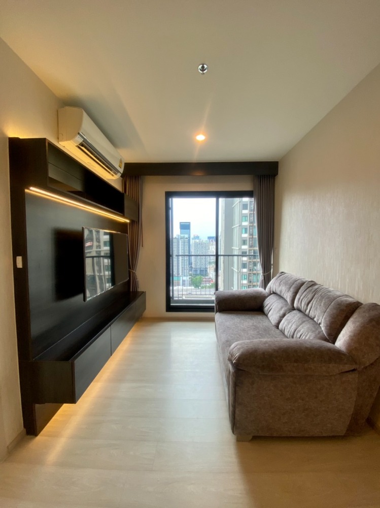 ให้เช่าคอนโดพระราม 9 เพชรบุรีตัดใหม่ RCA : *Owner Post* 2-Bedroom for Rent near Airport Link & Underground Train