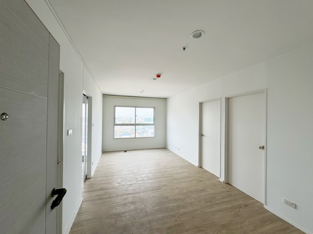 For SaleCondoRathburana, Suksawat : Issi Condo Suksawat Issi Condo Suksawat 8th floor (new room, never occupied) corner room