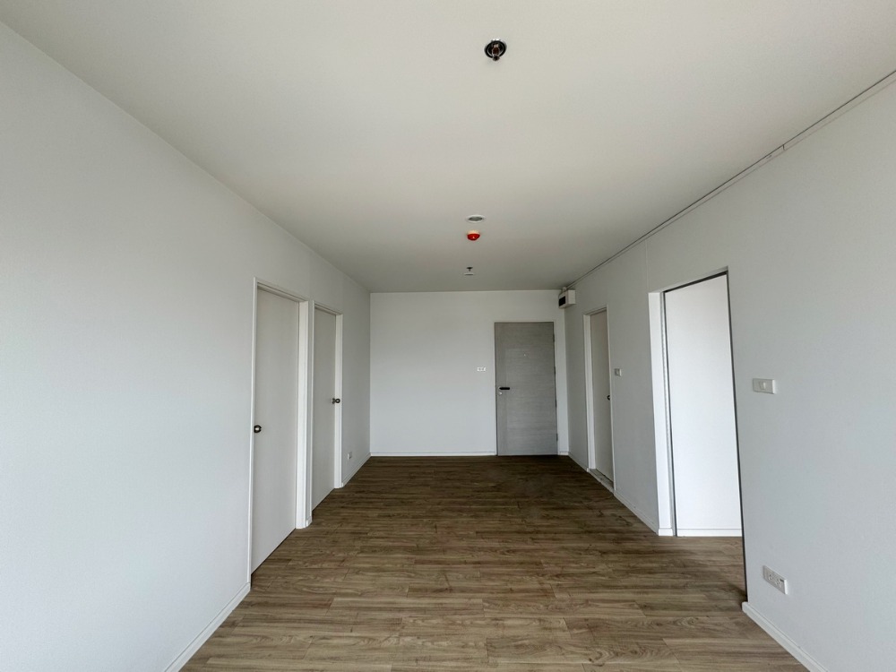 For SaleCondoRathburana, Suksawat : Issi Condo Suksawat Issi Condo Suksawat 8th floor (new room, never occupied) corner room