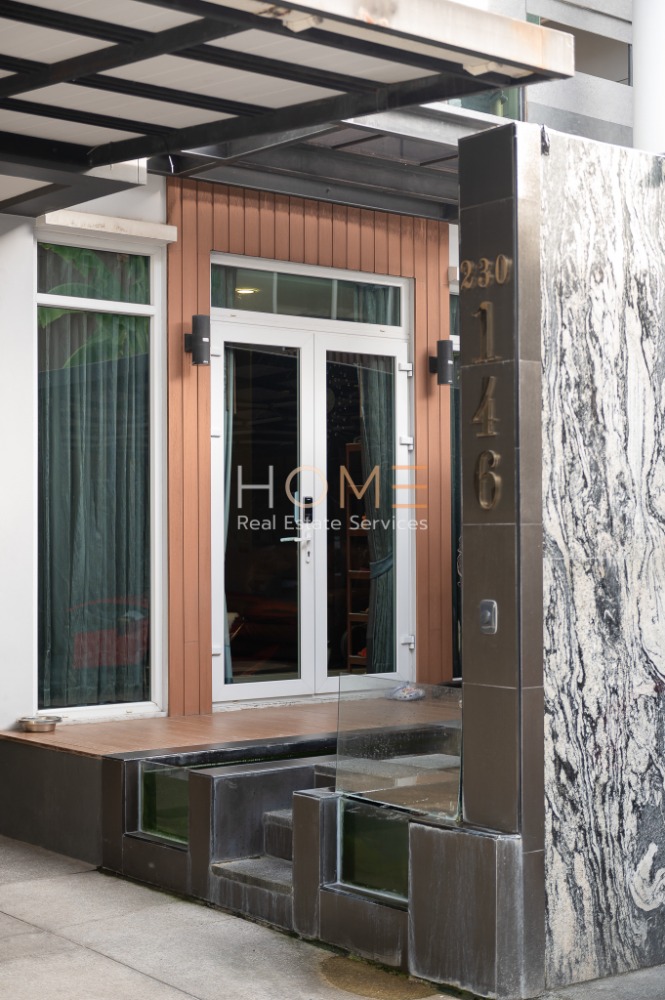 ขายบ้านลาดพร้าว เซ็นทรัลลาดพร้าว : เดอะ แกลเลอรี่ เฮ้าส์ แพทเทิร์น / 3 ห้องนอน (ขาย), The Gallery House Pattern / 3 Bedrooms (FOR SALE) TPM136