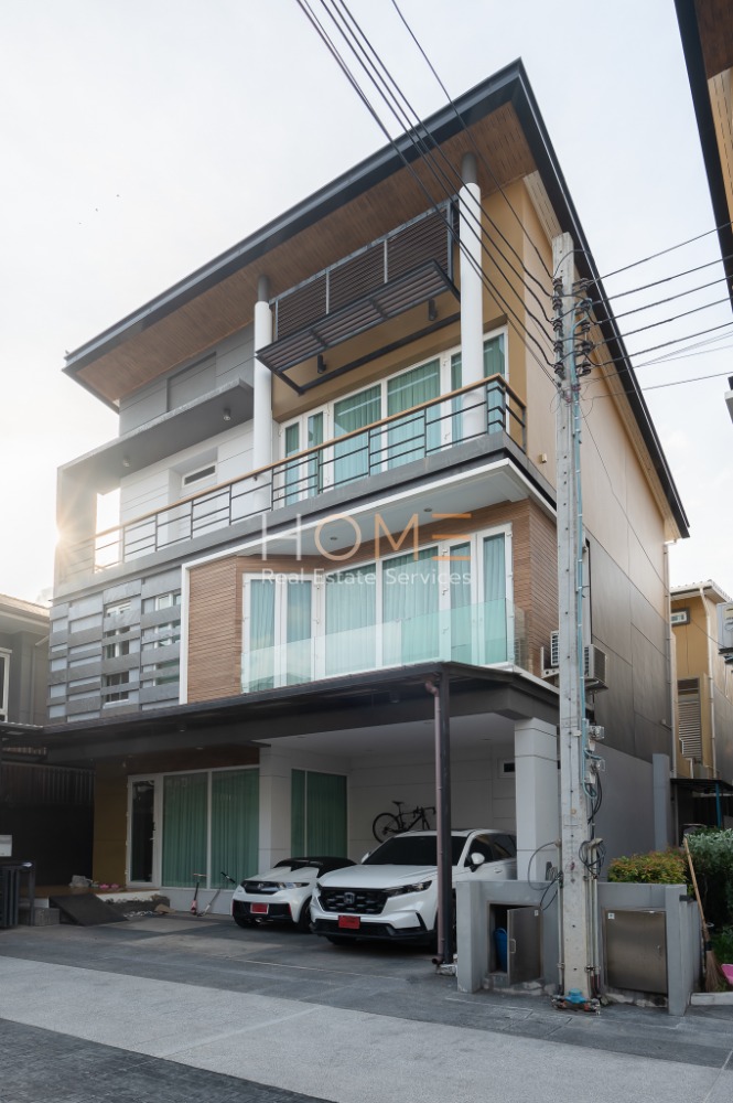 For SaleHouseLadprao, Central Ladprao : Single House The Gallery House Pattern / 5 Bedrooms (Sale), The Gallery House Pattern / Details 5 Bedrooms (For Sale) Meaw598