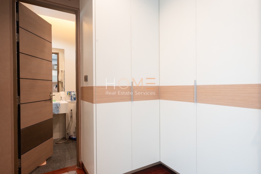 ขายบ้านลาดพร้าว เซ็นทรัลลาดพร้าว : เดอะ แกลเลอรี่ เฮ้าส์ แพทเทิร์น / 5 ห้องนอน (ขาย), The Gallery House Pattern / 5 Bedrooms (FOR SALE) TPM137