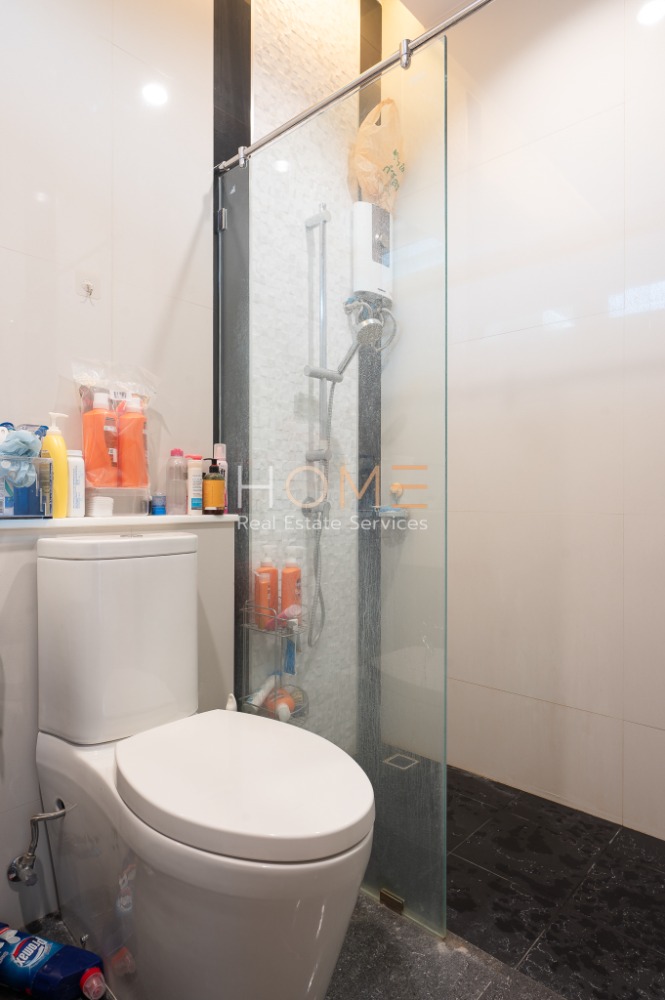 ขายบ้านลาดพร้าว เซ็นทรัลลาดพร้าว : เดอะ แกลเลอรี่ เฮ้าส์ แพทเทิร์น / 5 ห้องนอน (ขาย), The Gallery House Pattern / 5 Bedrooms (FOR SALE) TPM137