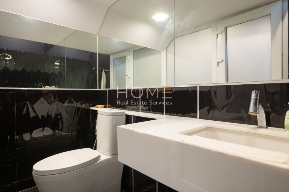 ขายบ้านลาดพร้าว เซ็นทรัลลาดพร้าว : เดอะ แกลเลอรี่ เฮ้าส์ แพทเทิร์น / 5 ห้องนอน (ขาย), The Gallery House Pattern / 5 Bedrooms (FOR SALE) TPM137