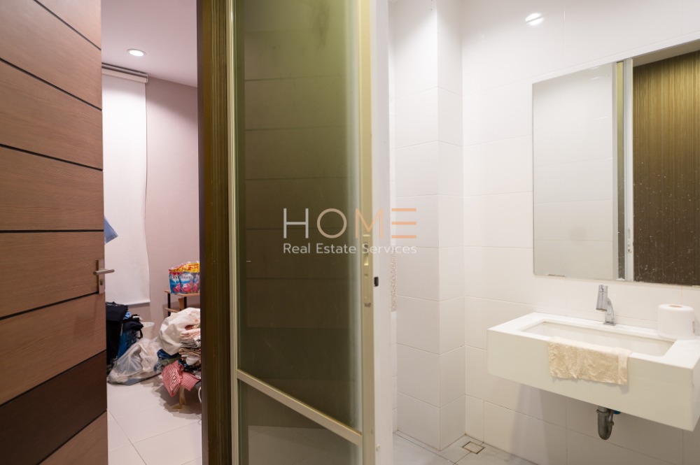 ขายบ้านลาดพร้าว เซ็นทรัลลาดพร้าว : เดอะ แกลเลอรี่ เฮ้าส์ แพทเทิร์น / 5 ห้องนอน (ขาย), The Gallery House Pattern / 5 Bedrooms (FOR SALE) TPM137