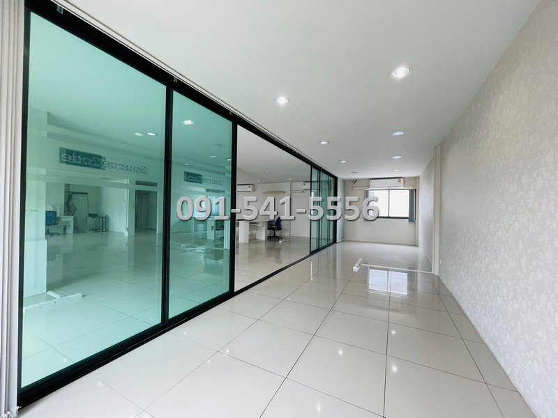 ขายอาคารพาณิชย์เลียบทางด่วนรามอินทรา : ขาย เซ้ง อาคารพาณิชย์ รามคำแหง 21 ใกล้จุดขึ้นลงทางด่วน ตึกแถว 3 ชั้น 4 คูหา พื้นที่ 154 ตรว