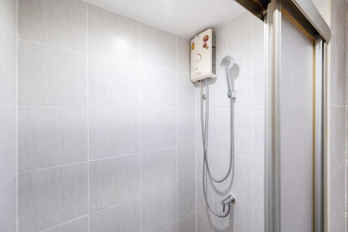 For SaleCondoNawamin, Ramindra : 🏡 Come live a warm life in Nawamin area 🌳 Meet the needs of the new generation and a warm family atmosphere 🌈☀️ Lumpini Park Nawamin Sri Burapha ☀️