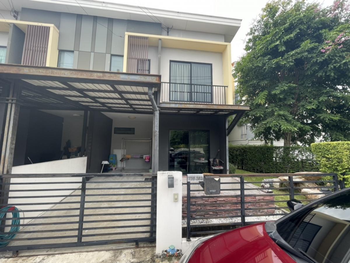 ให้เช่าทาวน์โฮมพัฒนาการ ศรีนครินทร์ : ปล่อยเช่า Town Home โครงการ The Connect ซอยพัฒนาการ 38