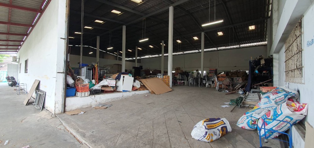 For SaleWarehouseNawamin, Ramindra : Land for sale with warehouse (warehouse), mini factory and office in the city center, Soi Ram Intra 77, Intersection 10, Ram Intra Road, total area 497 sq m. (1 rai 97 sq m.) near the Pink Line electric train station project.