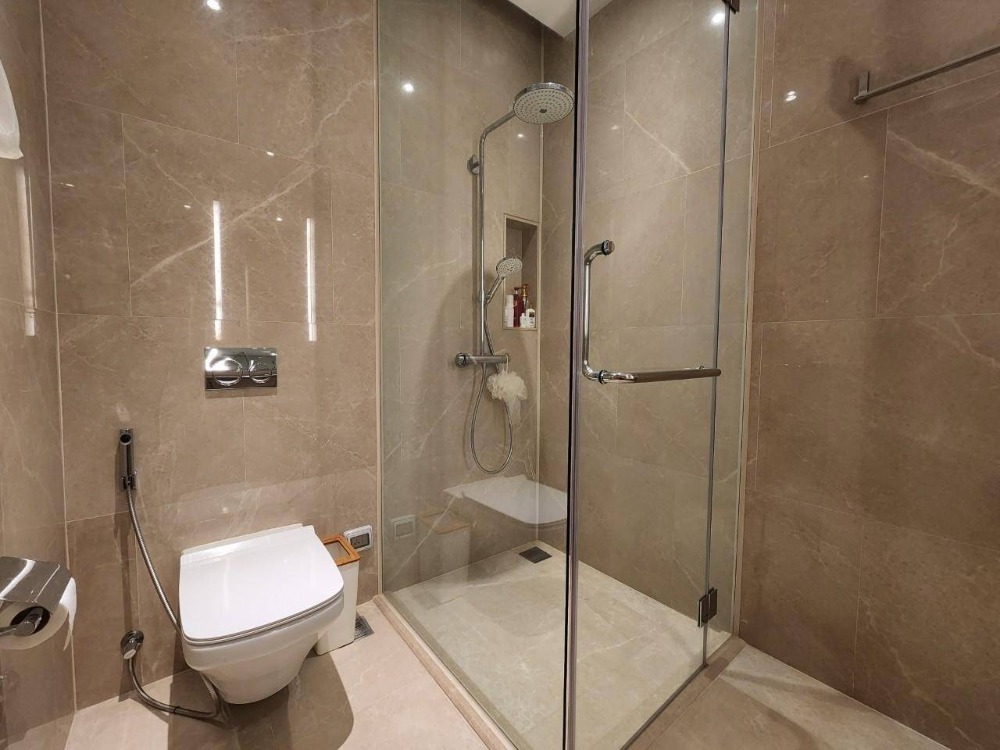 For RentCondoWongwianyai, Charoennakor : 💥CP-1551💥 Magnolias Waterfront Residences👉 Line: @bravehouse