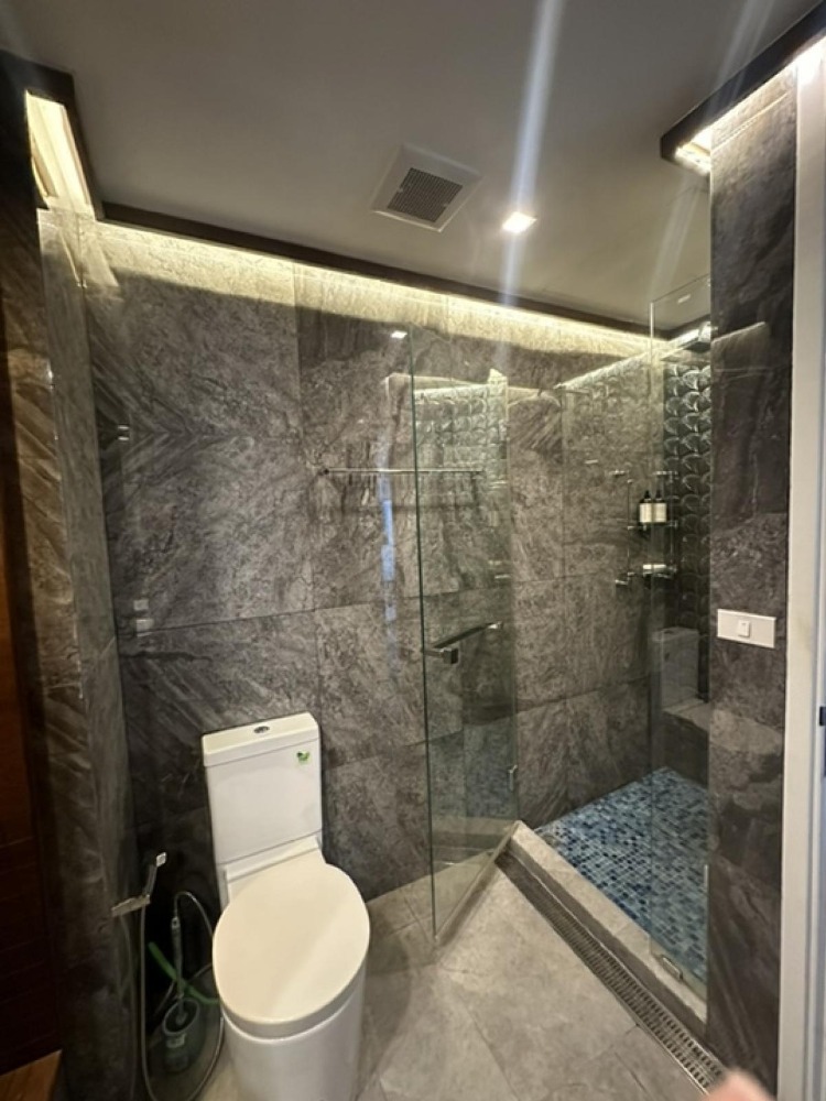 ขายคอนโดสุขุมวิท อโศก ทองหล่อ : S-TLE111 ขาย คอนโด เดอะ ลอฟท์ เอกมัย ชั้น17  วิวทิศตะวันออก 47.5ตร.ม. 1นอน 1น้ำ 8.9 ล้าน  064-959-8900