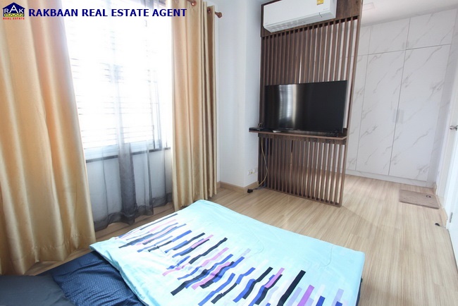 ขายทาวน์โฮมปทุมธานี รังสิต ธรรมศาสตร์ : ขายพฤกษาวิลล์ 111 รังสิต - เวิร์คพอยท์ หลังมุม (ราคาพิเศษต่ำกว่าทุน) 24.5 ตร.ว. 4 นอน ต่อเติมครัว พร้อมอยู่ ของแถมเพียบ