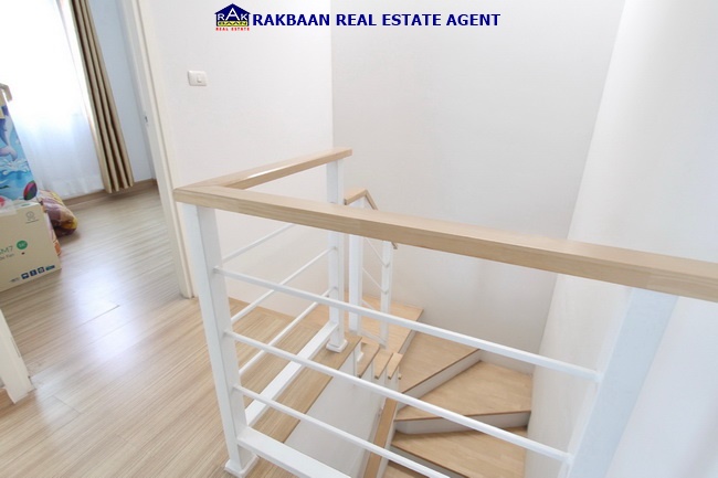 ขายทาวน์โฮมปทุมธานี รังสิต ธรรมศาสตร์ : ขายพฤกษาวิลล์ 111 รังสิต - เวิร์คพอยท์ หลังมุม (ราคาพิเศษต่ำกว่าทุน) 24.5 ตร.ว. 4 นอน ต่อเติมครัว พร้อมอยู่ ของแถมเพียบ