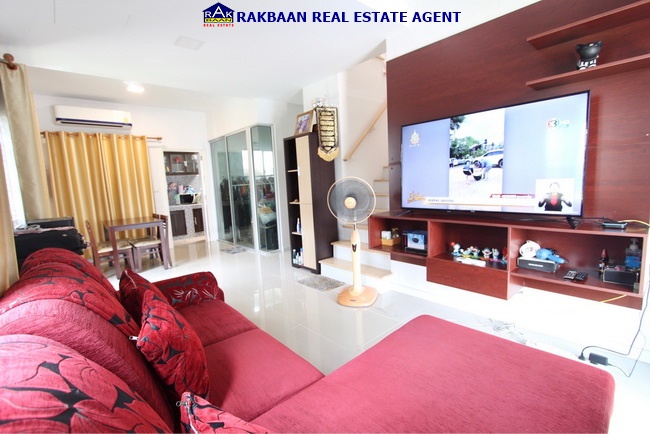 ขายทาวน์โฮมปทุมธานี รังสิต ธรรมศาสตร์ : ขายพฤกษาวิลล์ 111 รังสิต - เวิร์คพอยท์ หลังมุม (ราคาพิเศษต่ำกว่าทุน) 24.5 ตร.ว. 4 นอน ต่อเติมครัว พร้อมอยู่ ของแถมเพียบ