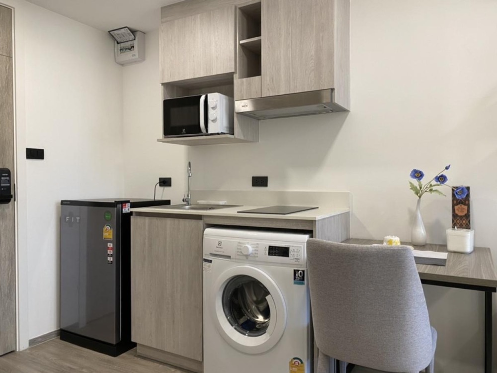 ขายคอนโดอารีย์ อนุสาวรีย์ : S-NVPA103 ขาย คอนโด ณ วีรา พหลฯ-อารีย์ ชั้น6  วิวตึก 25ตร.ม. 1นอน 1น้ำ 2.8ล้าน  064-959-8900