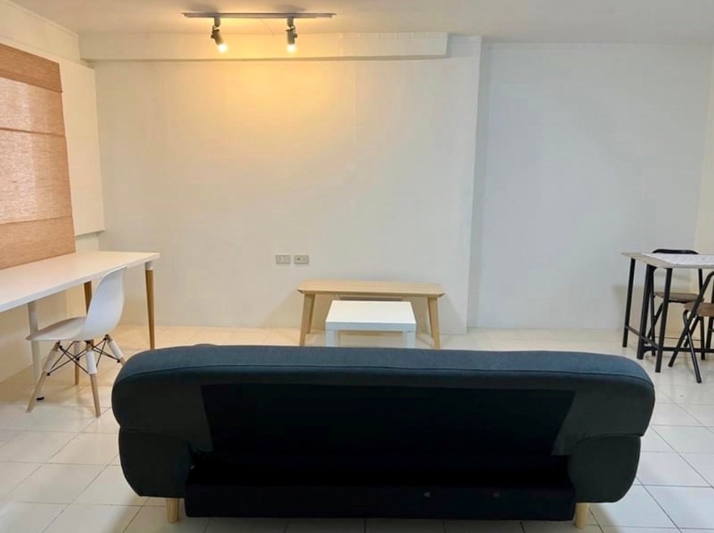 ขายคอนโดเสรีไทย-นิด้า : S-ASKP103 ขาย คอนโด อัสสกาญจน์เพลส ทวินคอนโด อาคาร 11 รามคำแหง  ตึก12A  ชั้น3  วิวตึก 38ตร.ม. 1นอน 1น้ำ 1.29 ล้าน 064-959-8900