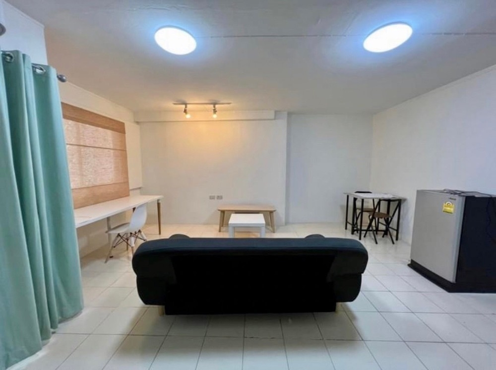 ขายคอนโดเสรีไทย-นิด้า : S-ASKP103 ขาย คอนโด อัสสกาญจน์เพลส ทวินคอนโด อาคาร 11 รามคำแหง  ตึก12A  ชั้น3  วิวตึก 38ตร.ม. 1นอน 1น้ำ 1.29 ล้าน 064-959-8900