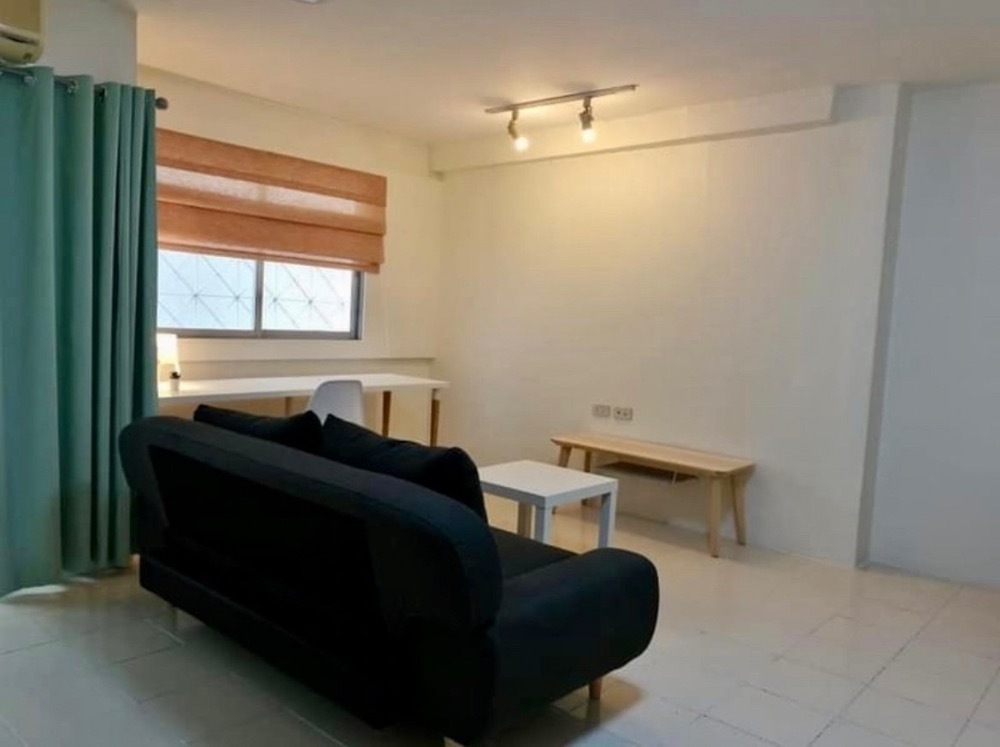 ขายคอนโดเสรีไทย-นิด้า : S-ASKP103 ขาย คอนโด อัสสกาญจน์เพลส ทวินคอนโด อาคาร 11 รามคำแหง  ตึก12A  ชั้น3  วิวตึก 38ตร.ม. 1นอน 1น้ำ 1.29 ล้าน 064-959-8900