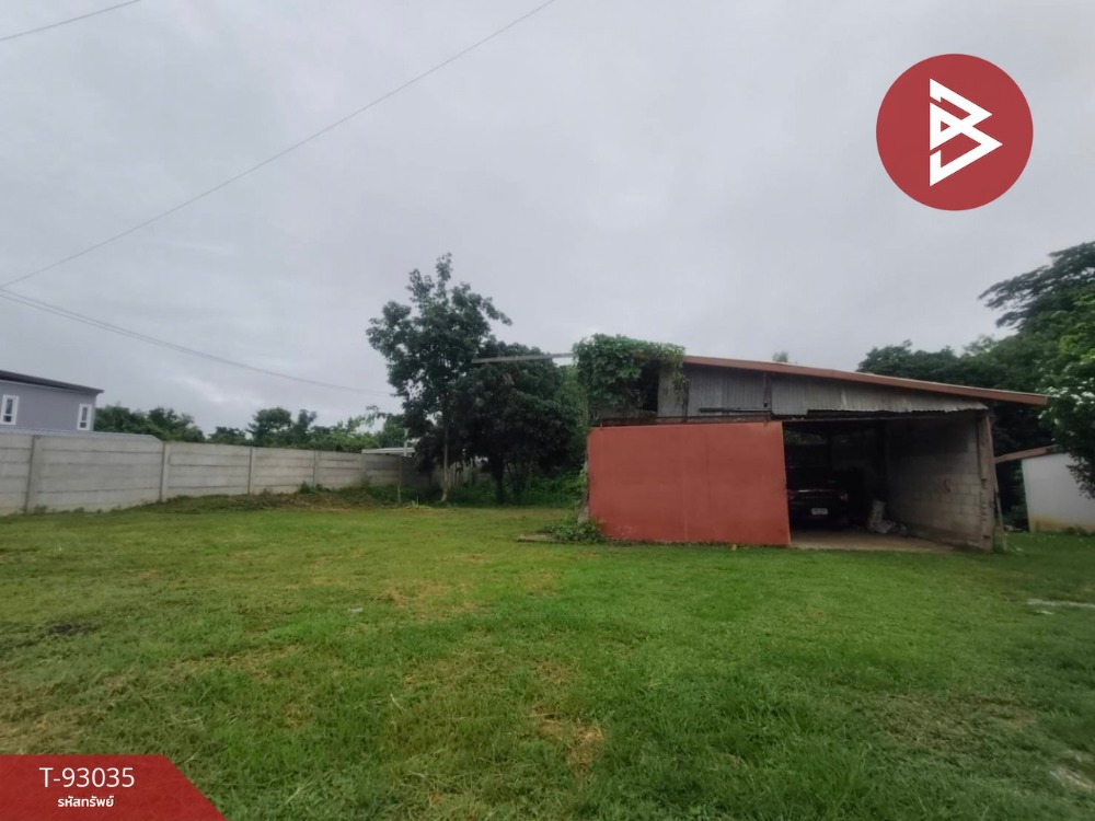 For SaleLandUttaradit : Land for sale with building, area 2 rai 6 sq m, Ban Dan, Uttaradit