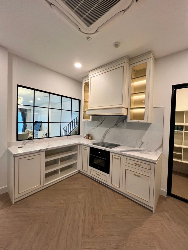 For RentHousePattanakan, Srinakarin : For rent Nantawan Rama 9 New Krungthepkreetha : Nantawan Rama 9 New Krungthepkreetha