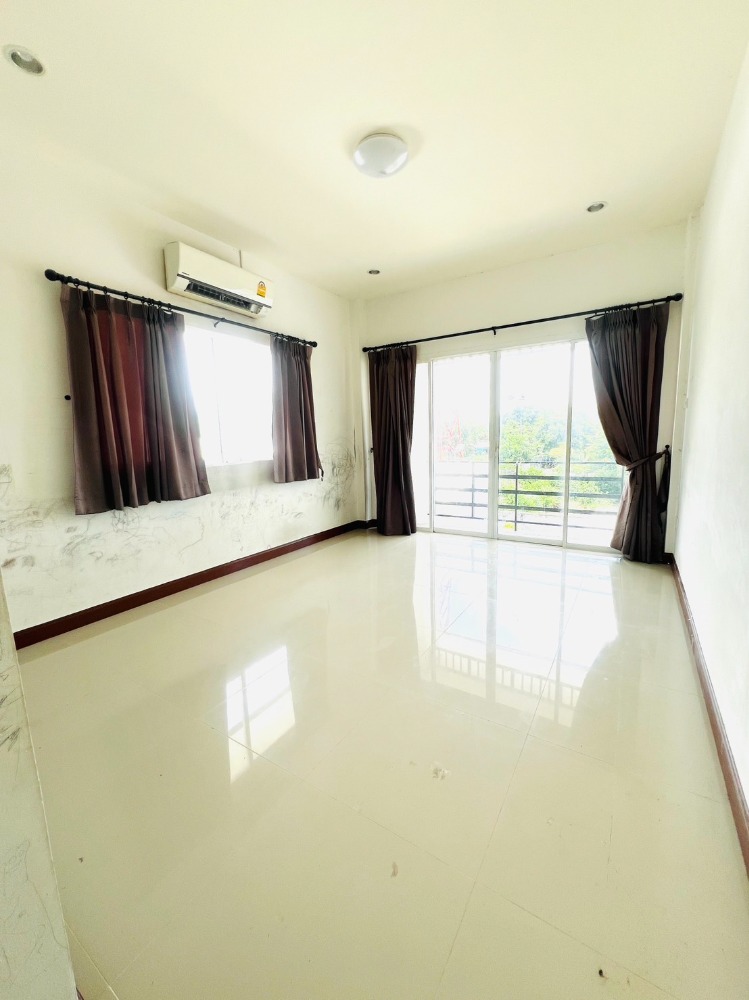 ขายบ้านมีนบุรี-ร่มเกล้า : ขาย บ้านคริสตัล ฉลองกรุง หนองจอก บ้านหลังมุม