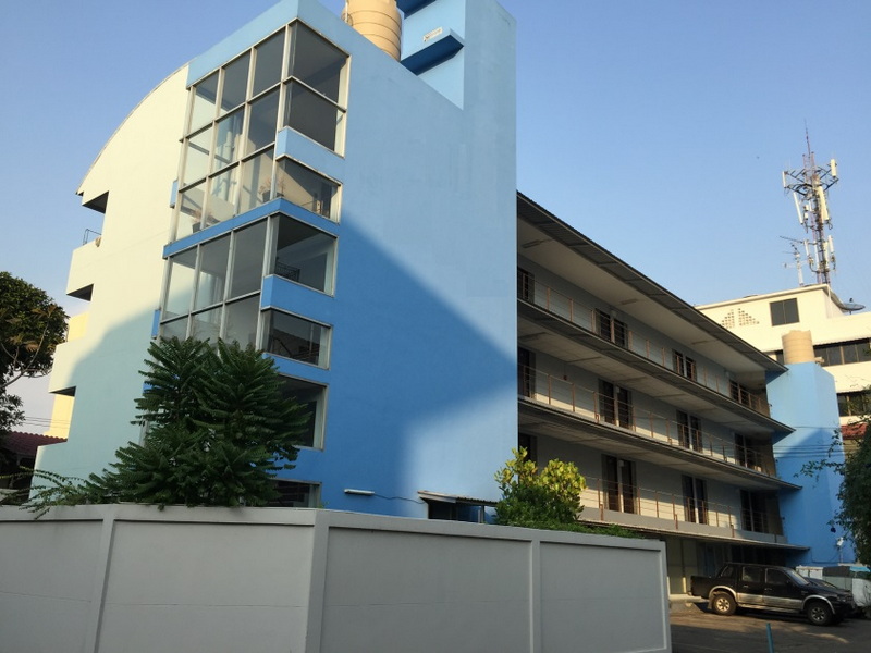 For SaleHotel&Apartment BusinessOnnut, Udomsuk : For Sale  4-Storey Apartment, 30 Rooms, Phra Khanong Area