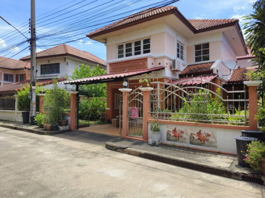 ขายบ้านปทุมธานี รังสิต ธรรมศาสตร์ : ขาย บ้าน อำเภอเมืองปทุมธานี ใกล้ Robinson ศรีสมาน เนื้อที่ 43 ตร.ว. 186 ตร.ม. 3 ห้องนอน 2 ห้องน้ำ จอดรถได้ 2 คัน