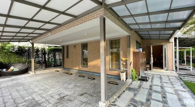 ขายบ้านนวมินทร์ รามอินทรา : S-HSKR101 ขาย บ้านเดี่ยว หมู่บ้านไซมิสคิน รามอินทรา 64 2ชั้น 95.6ตร.ว พื้นที่ใช้สอย 334ตร.ม 4นอน 5น้ำ 18.5 ล้าน 064-959-8900