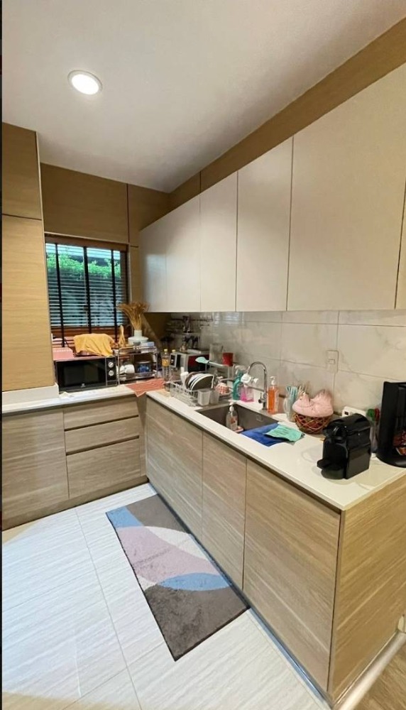 ขายบ้านนวมินทร์ รามอินทรา : S-HSKR101 ขาย บ้านเดี่ยว หมู่บ้านไซมิสคิน รามอินทรา 64 2ชั้น 95.6ตร.ว พื้นที่ใช้สอย 334ตร.ม 4นอน 5น้ำ 18.5 ล้าน 064-959-8900