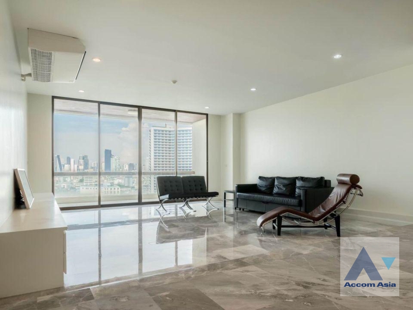 For RentCondoWongwianyai, Charoennakor : 🔼🔽 AccomA  3 Bedrooms Condominium for Rent in Charoennakorn  BTS Krung Thon Buri at River House