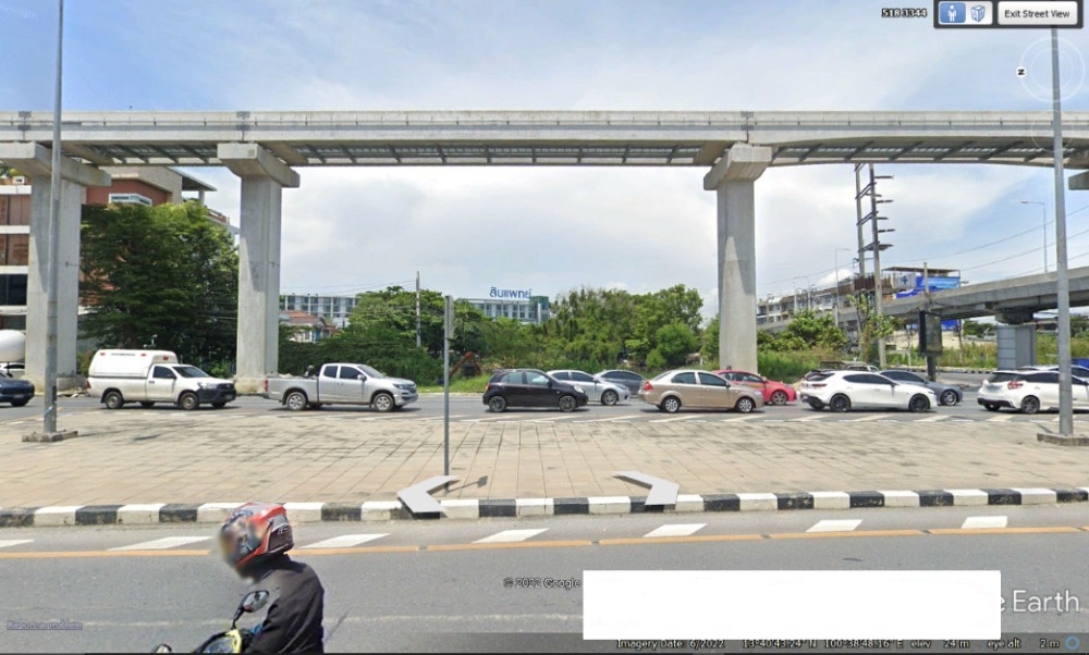 For SaleLandPattanakan, Srinakarin : S-LSKR101 Land for sale, Sri Udom intersection, next to MRT, next to Srinakarin Road, size 4 rai 2 ngan, 704.6 million, 064-959-8900