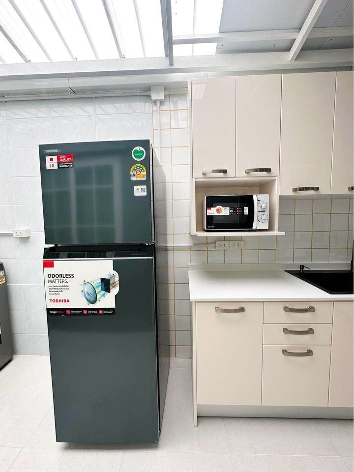 ทาวน์เฮ้าส์ในโครงการ ให้เช่าเดือนละ 23,000 บาท ใกล้มีโชคพลาซ่า No.5H486 Loading...