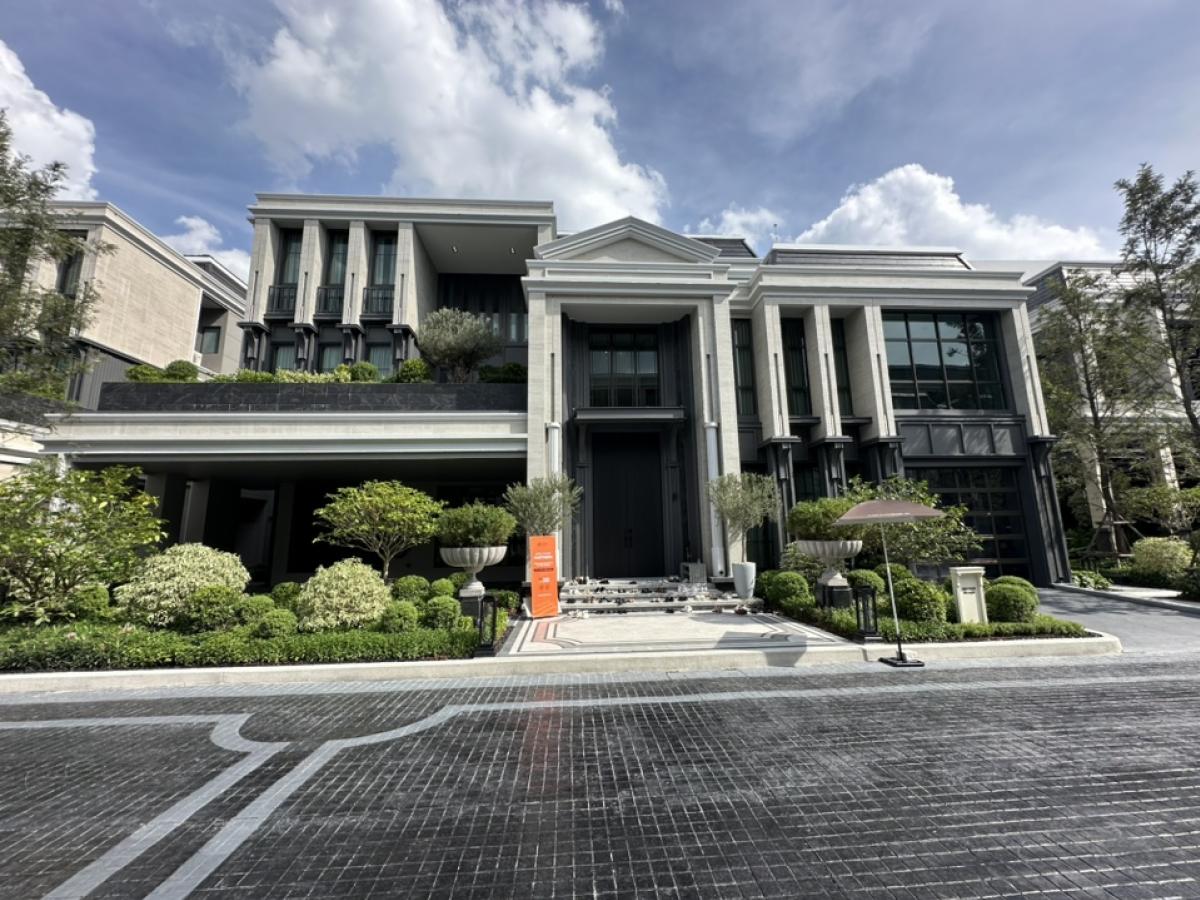 ขายบ้านพัฒนาการ ศรีนครินทร์ : CONNOISSEUR Phatthanakan 🏡✨ฝ่ายขาย 📞081-9118445