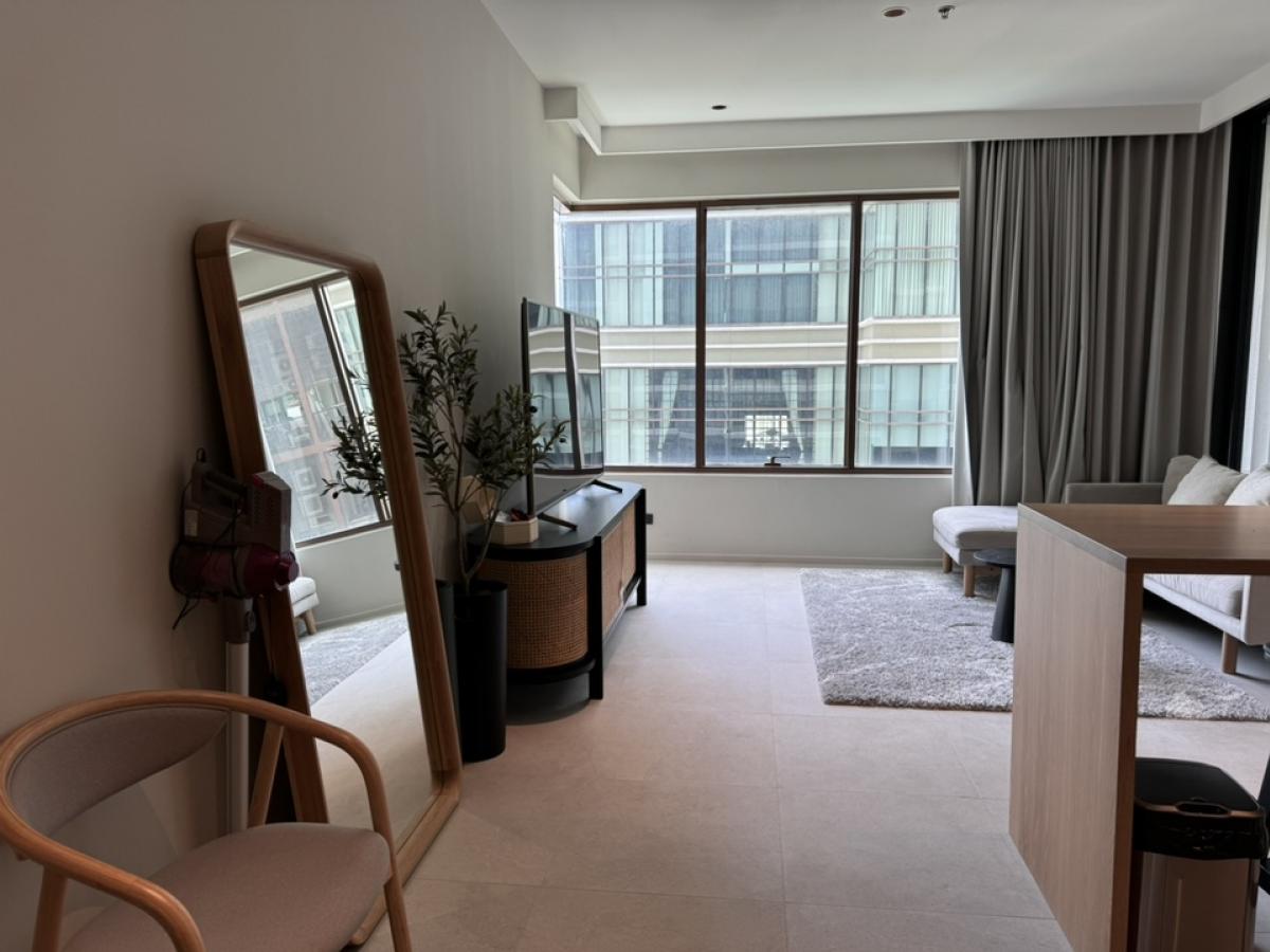 For RentCondoSukhumvit, Asoke, Thonglor : Condo for rent - The Emporio place Sukhumvit 24- 👍1 bedroom 1 bathroom , Bts Phrom Phong , fully Furnished