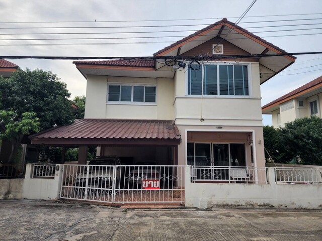 ขายบ้านอยุธยา : ขายด่วน บ้านเดี่ยว 2ชั้น พื้นที่ 53.7 ตร.ว. หมู่บ้านตวงทอง ภูเขาทอง บ้านสวยพร้อมอยู่บรรยากาศร่มรื่น ใกล้เจดีย์ภูเขาทอง เดินทางสะดวก อ.พระนครศรีอยุธยา จ.อยุธยา