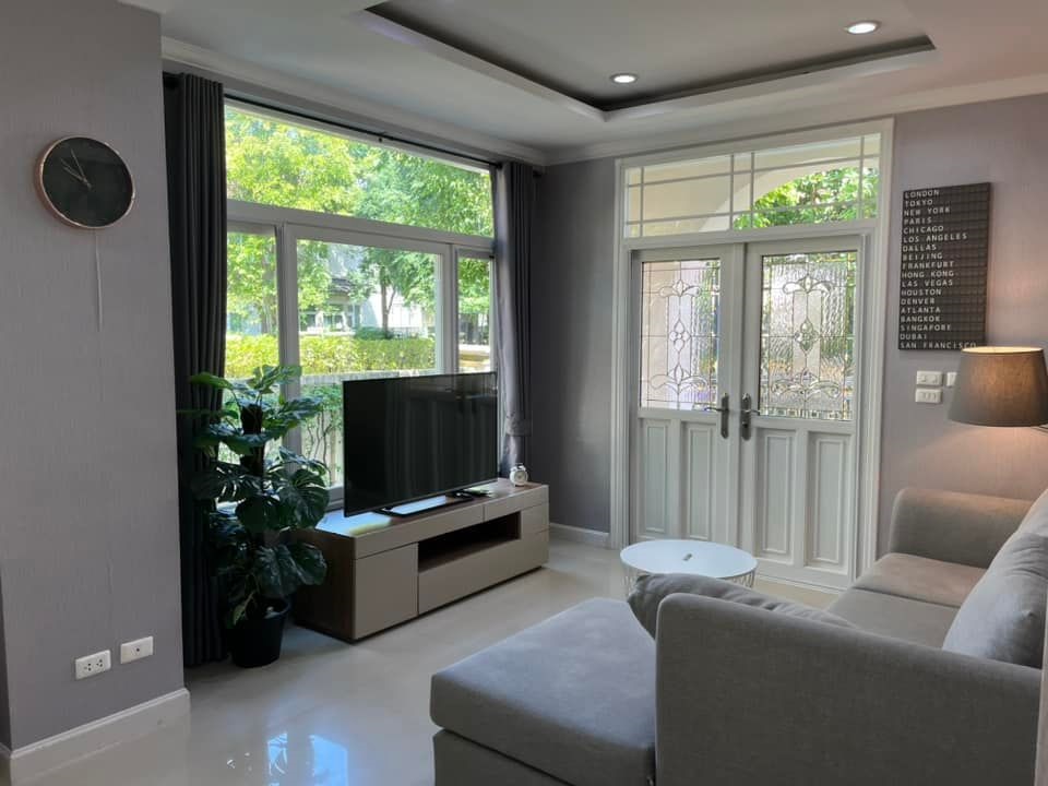 ให้เช่าบ้านเลียบทางด่วนรามอินทรา : ให้เช่า บ้านเดี่ยว 2 ชั้น 60 ตรว. อยู่ ถ.ประดิษฐ์มนูธรรม เลียบด่วนเอกมัย-รามอินทรา